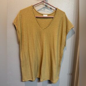 Mustard v neck sweater top
